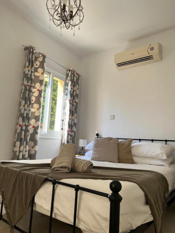 Hillview Apartment Peyia Ngoại thất bức ảnh