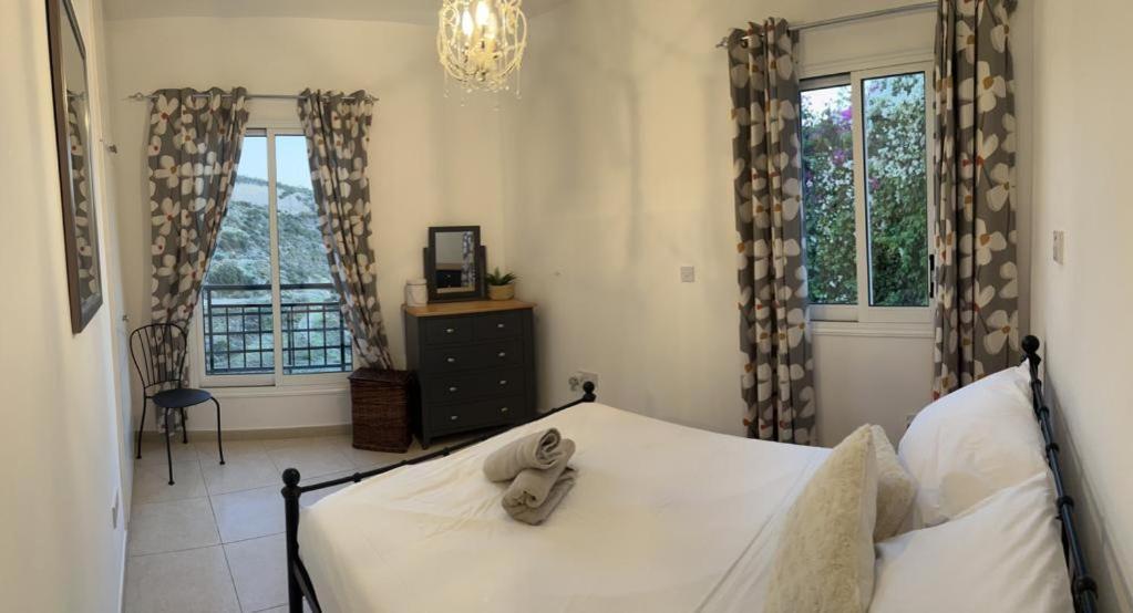 Hillview Apartment Peyia Ngoại thất bức ảnh